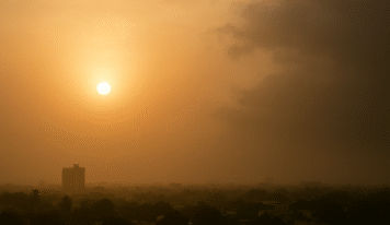 INDOMET: Cielos soleados y polvo del Sahara marcarán el lunes; se esperan lluvias aisladas al final del día