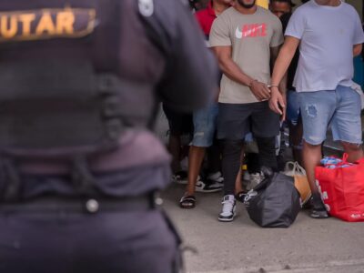 Trasladan primeros 300 internos de La Victoria al nuevo CCR Las Parras