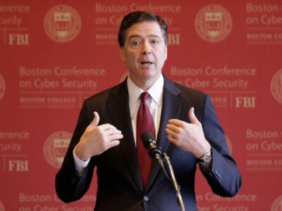 James Comey advierte que Trump podría intentar procesarlo nuevamente