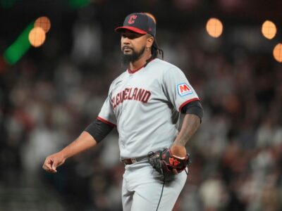 Arrestan al cerrador de los Guardians, Emmanuel Clase, por apuestas y lavado de dinero