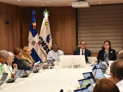 CNSS modifica contrato póliza tras fallo del TC que elimina límites de edad y plazo para pensiones