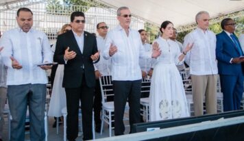 Presidente Abinader y la primera dama, Raquel Arbaje participan en la creación de la Diócesis Stella Maris