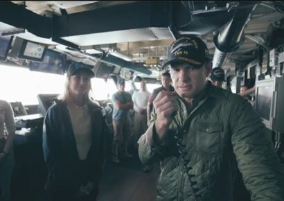 Secretario de Guerra de EE. UU. visita portaaviones Gerald R. Ford en el Caribe