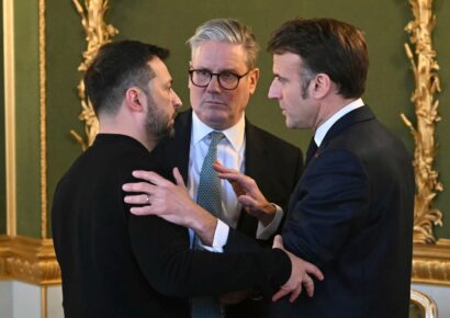 Macron: Rusia no muestra voluntad de alto el fuego en Ucrania