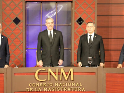 El presidente Luis Abinader juramenta a nuevos jueces de la Suprema Corte de Justicia