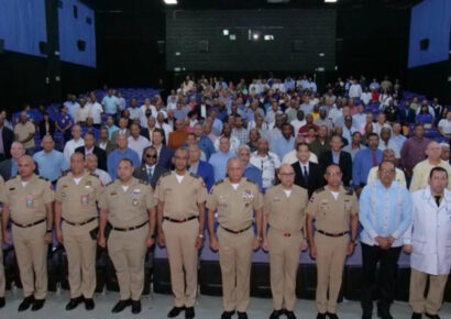 Ministerio de Defensa entregará RD 240.8 millones en “Sueldo por Año” a 300 militares retirados este 23 de diciembre