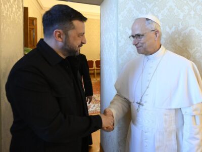 El papa León XIV insta a Zelenski a que el diálogo conduzca a una paz justa en Ucrania