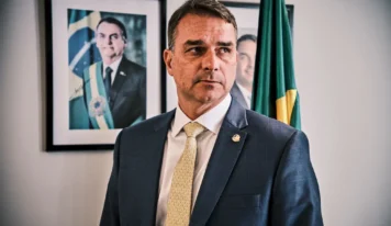 Flávio Bolsonaro será candidato presidencial en Brasil en 2026 con aval de su padre