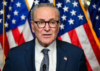 Schumer amenaza con resolución de poderes de guerra si Trump mantiene acciones contra Venezuela