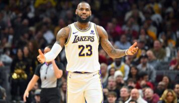 LeBron James recupera su nivel y lidera a los Lakers a la victoria sobre Philadelphia