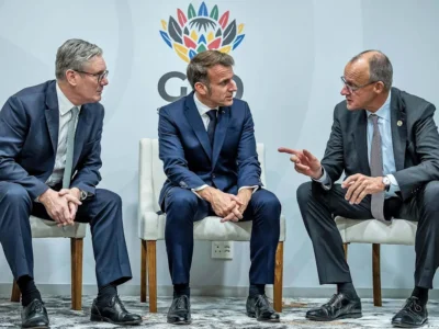 Trump destaca amistad con Macron, Merz y Starmer tras diálogo sobre paz en Ucrania