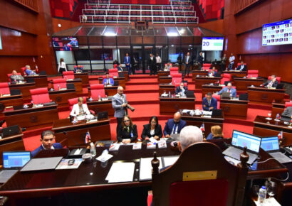 Senadores piden investigación sin privilegios en caso de corrupción en Senasa