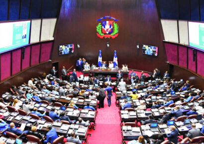 Diputados aseguran que reforma al Código Laboral no afectará la cesantía