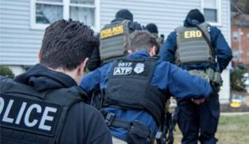 Informe revela que ICE ingresa a albergues de Nueva York sin orden judicial