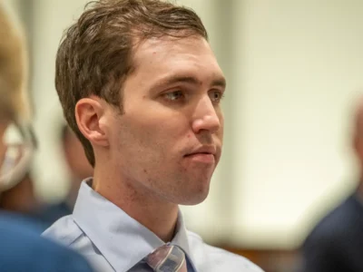 Acusado de matar a Charlie Kirk comparece por primera vez en una corte de Utah