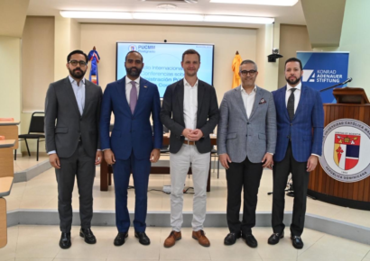 Instituciones llaman a mayor transparencia y debate público para fortalecer la democracia dominicana