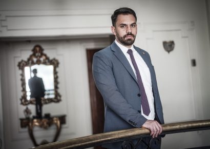 Bolivia libera a Eduardo del Castillo, ex candidato presidencial, mientras se suman nuevas denuncias en su contra