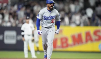 Teoscar Hernández entra en rumores de cambio pese a dudas defensivas y contrato complejo