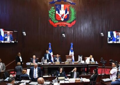 Diputados aprueban préstamos por US$248.7 millones para agricultura y ampliación del Metro