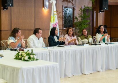 Raquel Arbaje presenta los logros de la Oficina de la Primera Dama en 2025