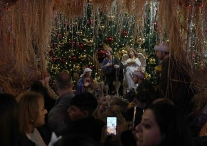 Belén enciende sus luces navideñas tras dos años de silencio