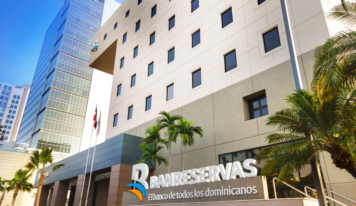 Muere cliente en oficina de Banreservas de la avenida Independencia y suspenden servicios