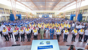Infotep gradúa 1,177 técnicos en la Región Este con apoyo de la primera dama