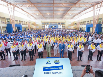 Infotep gradúa 1,177 técnicos en la Región Este con apoyo de la primera dama