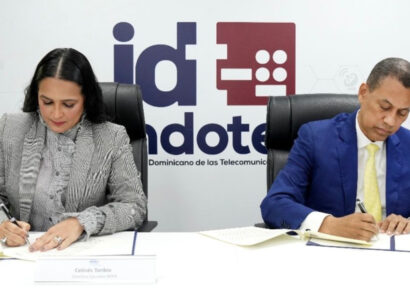 Indotel e Index firman alianza para impulsar la inclusión digital y la educación financiera de la diáspora dominicana