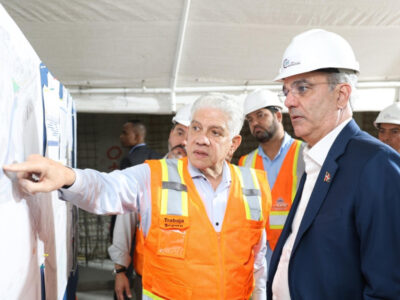 Presidente Abinader supervisa avances del túnel en la Plaza de la Bandera