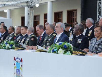 Presidente Abinader lidera graduación de 26 nuevos guardiamarinas en la República Dominicana