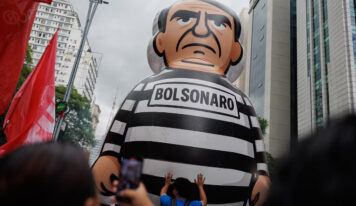 Miles de brasileños protestan contra proyecto que podría beneficiar a Bolsonaro