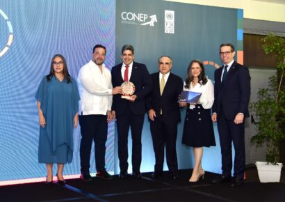 Asociación Cibao recibe distinción por su Programa de Inclusión Financiera en La Vega