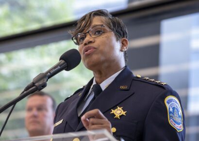 La directora de la Policía Metropolitana de Washington, Pamela Smith, renuncia tras el ataque a guardias nacionales