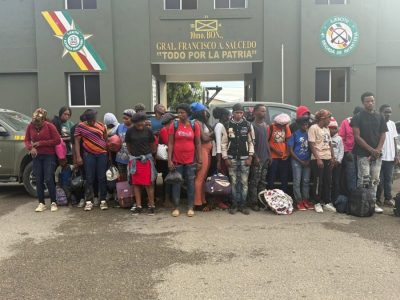 Ejército localiza con drones a 34 haitianos indocumentados ocultos en obra en Dajabón