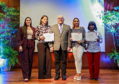 Promipyme entrega RD$125 millones a 525 emprendedores; 69 % son mujeres