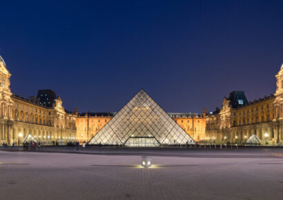 Louvre inaugura la Galería de los Cinco Continentes tras el robo del tesoro real francés