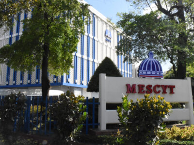 Mescyt resalta impacto de casi 200 mil jóvenes beneficiados con becas en cinco años