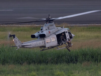 Aviones militares de EE. UU. realizan maniobras en Puerto Rico en medio de tensiones con Venezuela.