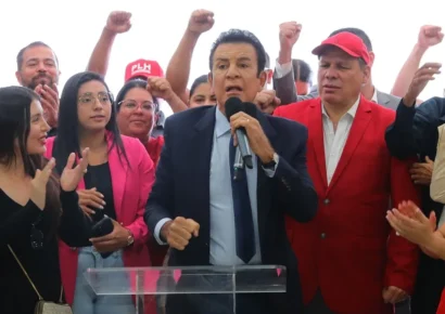 Nasralla rechaza los resultados electorales en Honduras y cuestiona la validez del triunfo de Asfura