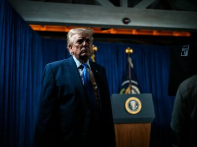 Trump celebra levantamiento de sanciones a Siria y pide diálogo “sólido” entre Israel y Damasco