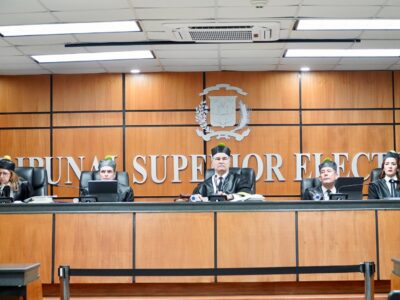 TSE Declara Inadmisibles Amparos contra el Partido Humanista Dominicano (PHD) y su Presidente