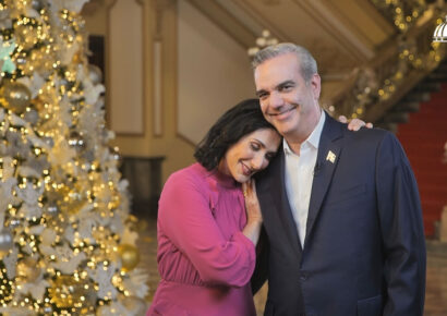 Abinader y Raquel Arbaje envían mensaje de amor y esperanza por Navidad y Año Nuevo