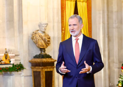 Felipe VI expresa su preocupación por las crisis de confianza en la democracia