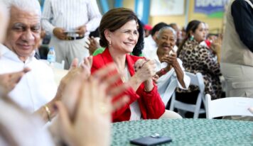 Raquel Peña lidera encuentros de la Brisita Navideña en San Cristóbal y Cotuí