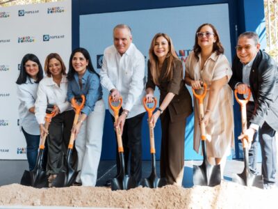 Popular y ADN inician remozamiento del parque Núñez de Cáceres