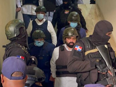 Aplazan audiencia de coerción contra acusados de fraude en Senasa