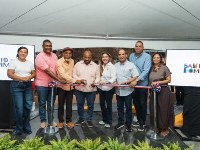 Carolina transforma área abandonada en nuevo parque Puerto Isabela I