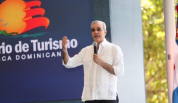 Abinader inaugura remozamiento del Parque Submarino La Caleta y destaca su impacto histórico y turístico