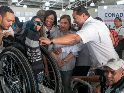 Conadis confirma apoyo navideño a más de 10,600 hogares con personas con discapacidad